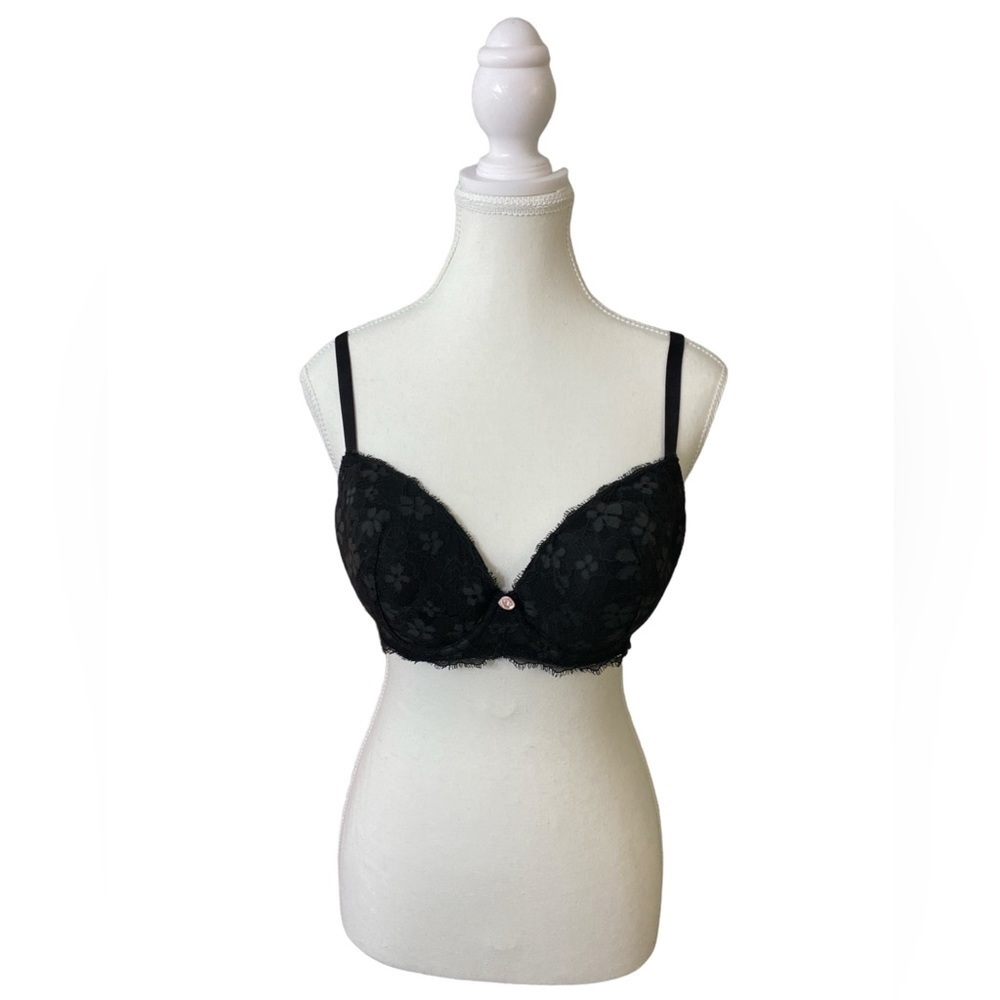 Victoria’s Secret - Lace Dream Angels Demi Bra